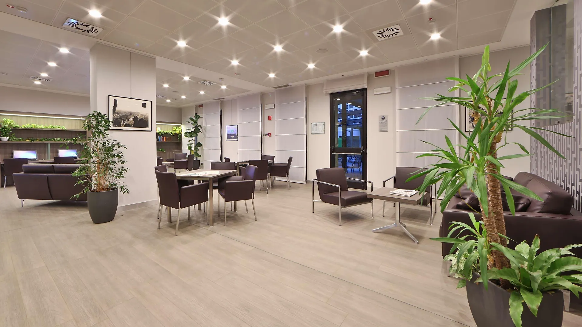 Best Western Plus Borgolecco Hotel Arcore 4*,  Italie