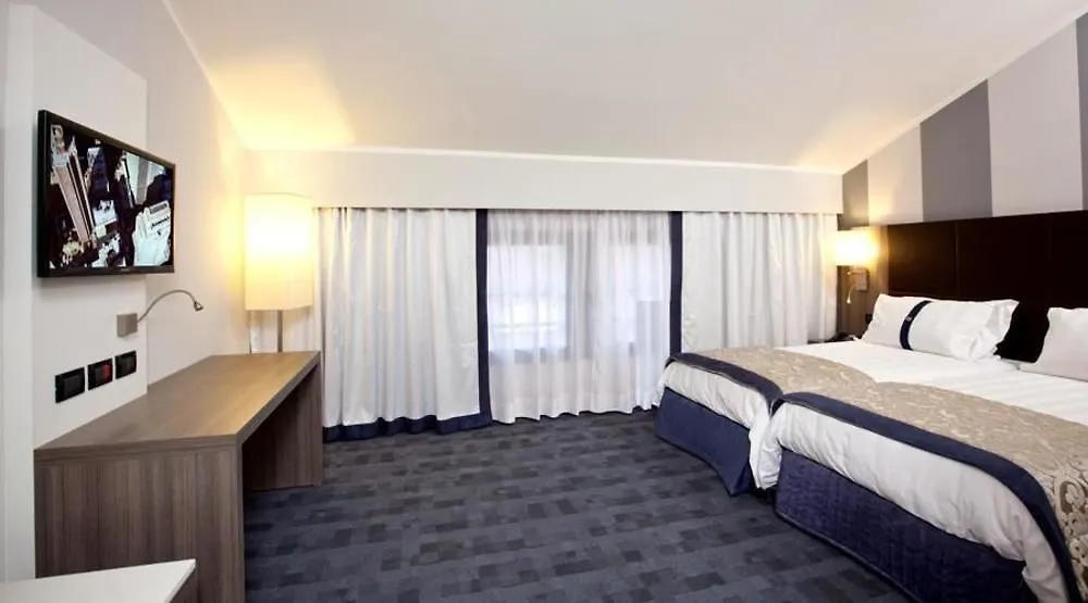 Best Western Plus Borgolecco Hotel Arcore 4*,